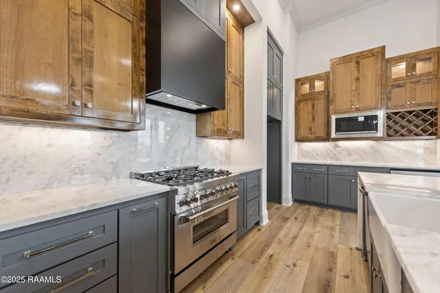 $518,540 | 104 Cypress Lk Drive, Youngsville, LA 70592