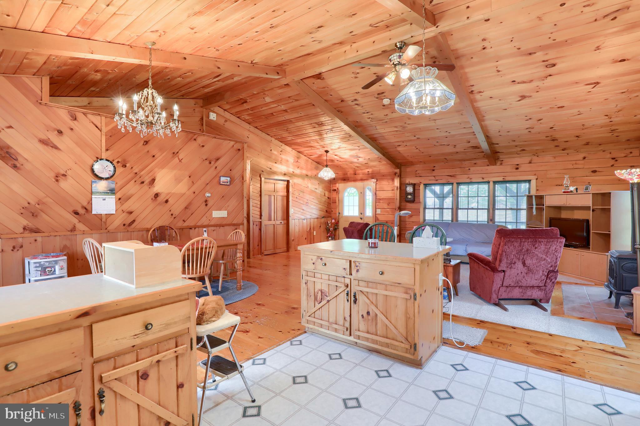 1139 East Meadow Road Manheim, PA 17545 - Photo 12 of 35 Gallery Image 12
