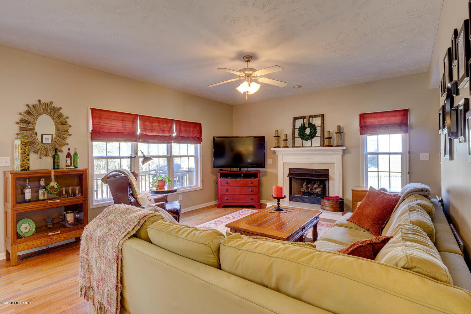 220 Middle Ridge Drive Hubert, NC 28539 - Photo 13 of 30 220 Middle Ridge Dr Hubert NC-large-013-