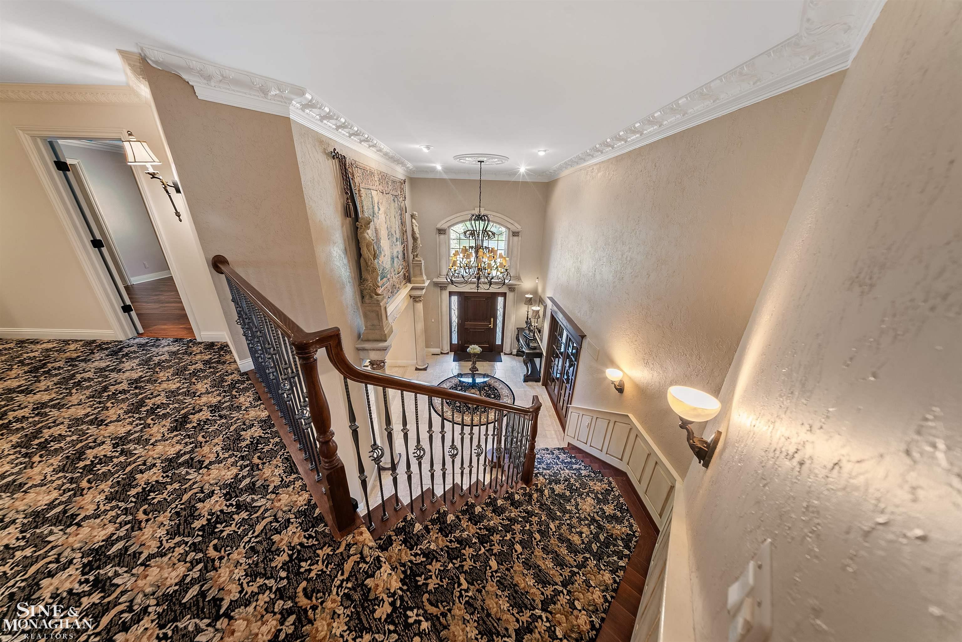 99 Renaud Road Grosse Pointe, MI 48236 - Photo 23 of 91 Upstairs Landing & Foyer