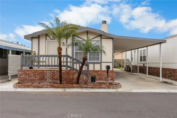 $165,000 | 19127 Pioneer Boulevard, Unit 76, Artesia, CA 90701