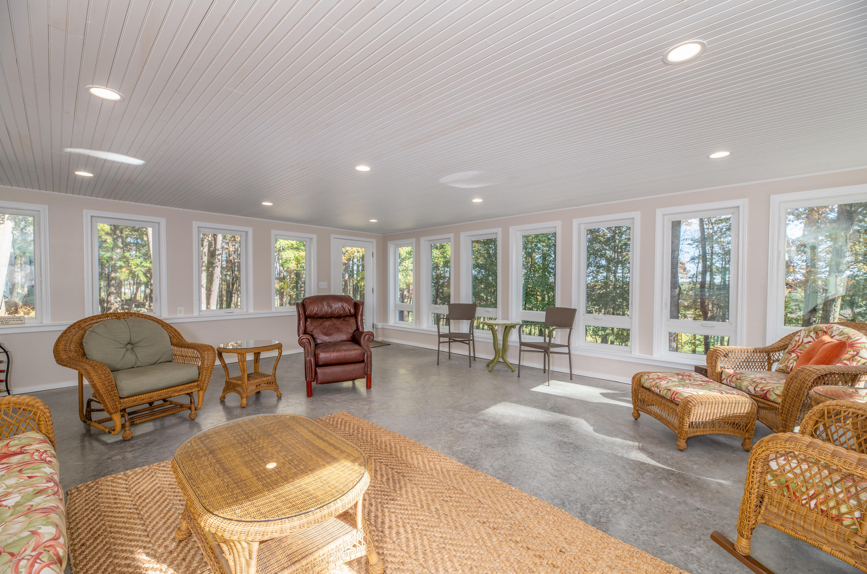 17 Methodist Road Westbrook, ME 04092 - Photo 12 of 60 Sunroom
