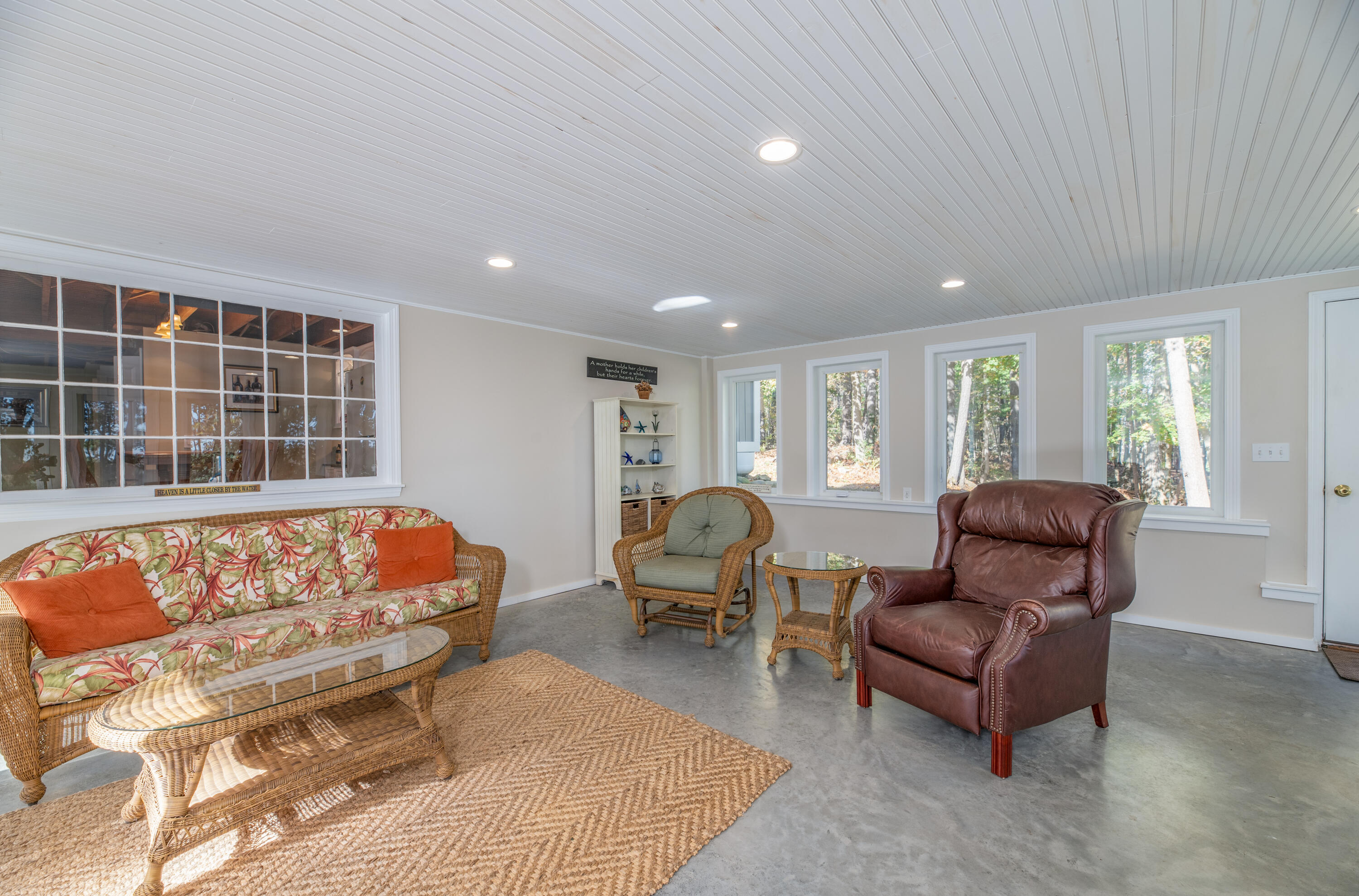 17 Methodist Road Westbrook, ME 04092 - Photo 40 of 60 Sunroom