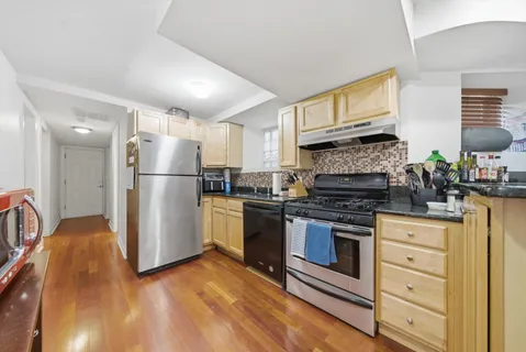 $200,000 | 4509 North Albany Avenue, Unit G, Chicago, IL 60625