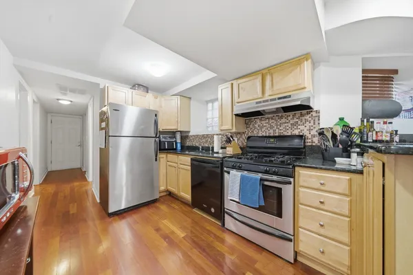 $200,000 | 4509 North Albany Avenue, Unit G, Chicago, IL 60625