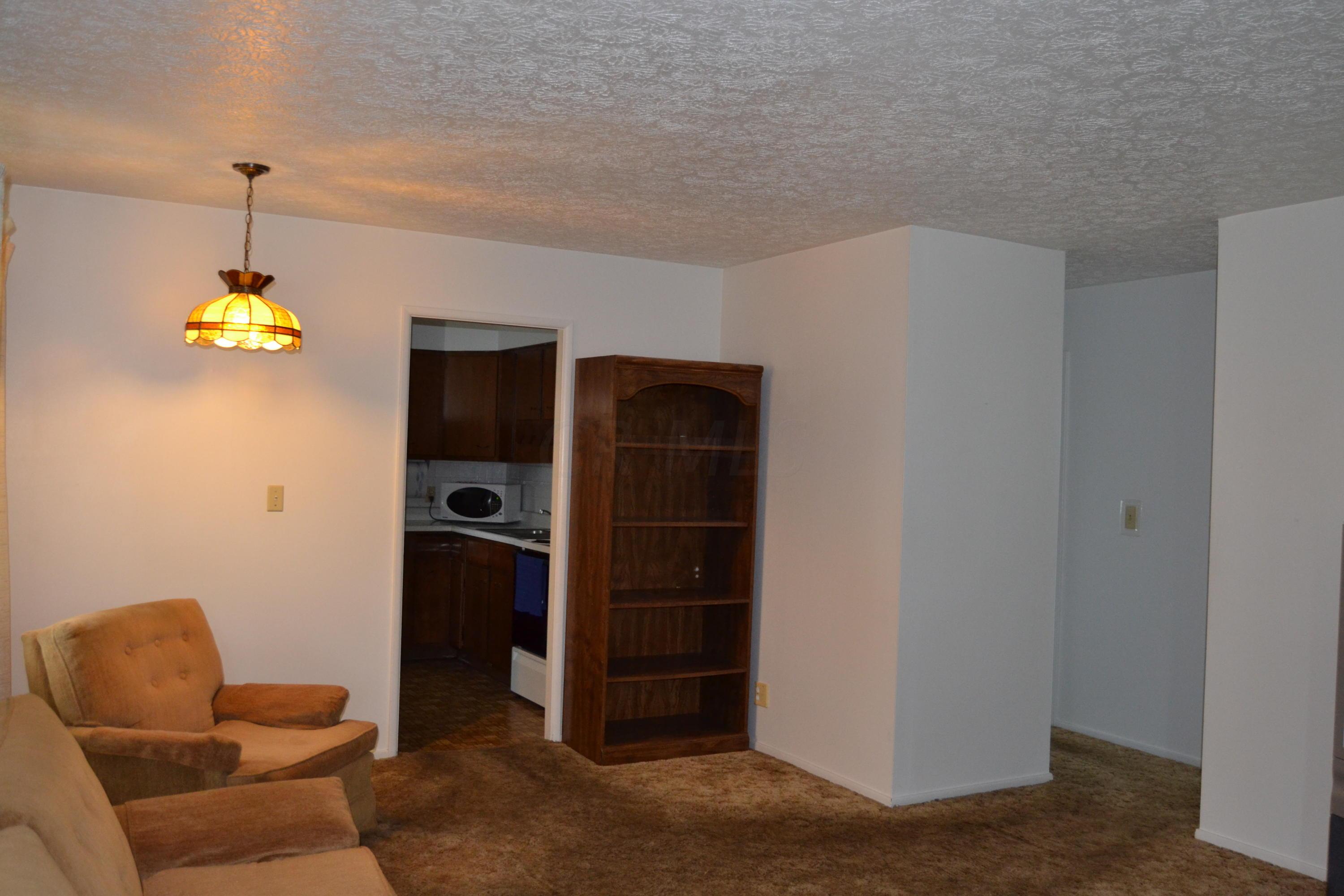 625 Ridgefield Road Newark, OH 43055 - Photo 4 of 17 Gallery Image 4