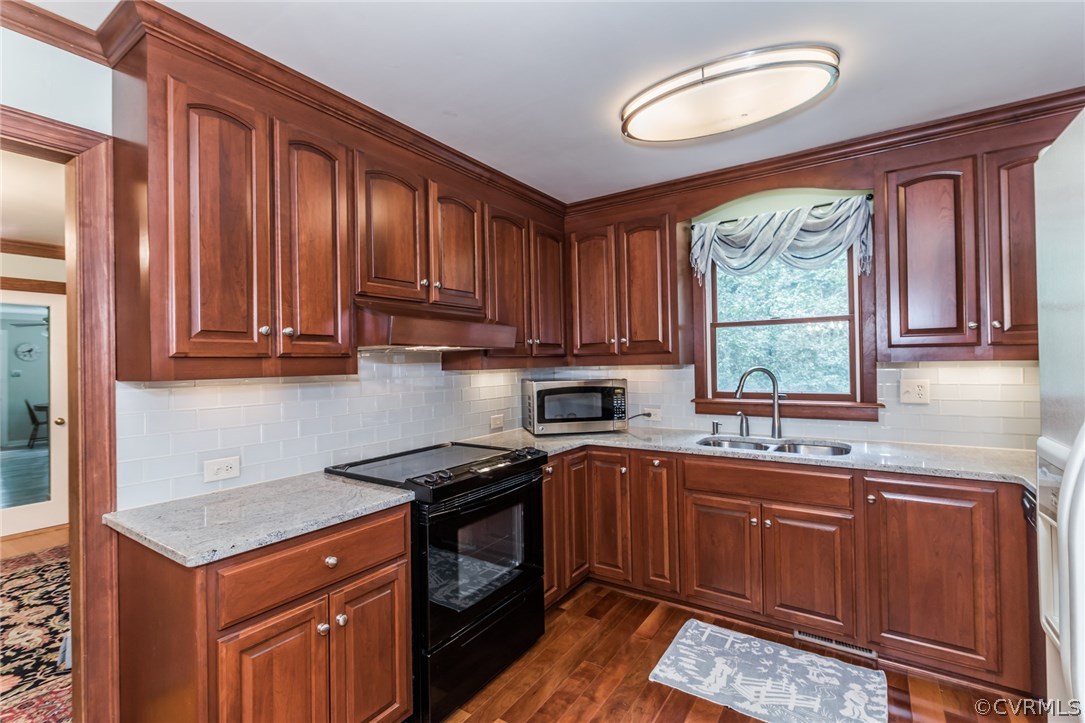 8095 Sinclair Road Mechanicsville, VA 23111 - Photo 11 of 34 Gallery Image 11