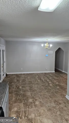 a view of empty room with window