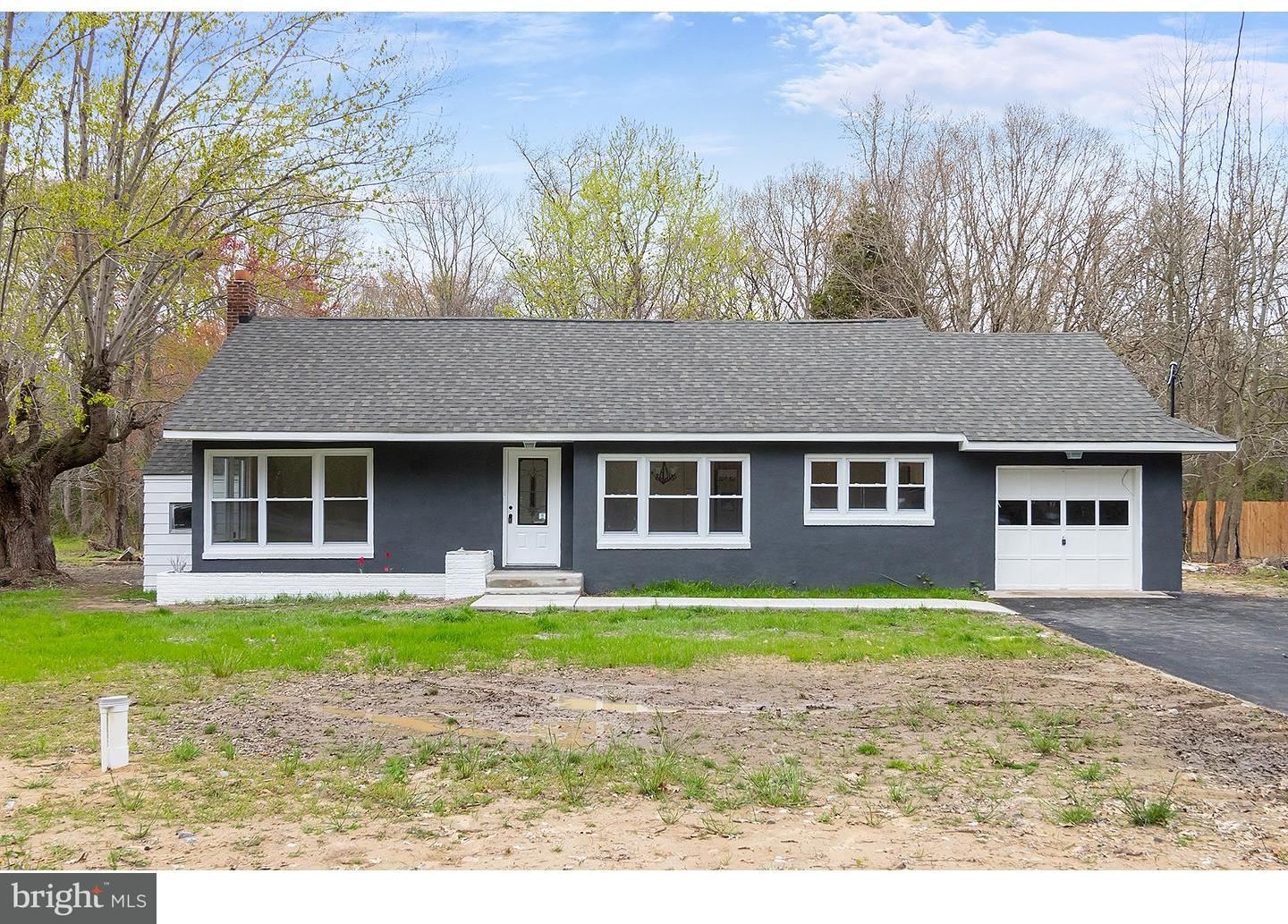 839 Hawks Bridge Road Mannington, NJ 08079 - Photo 1 of 13