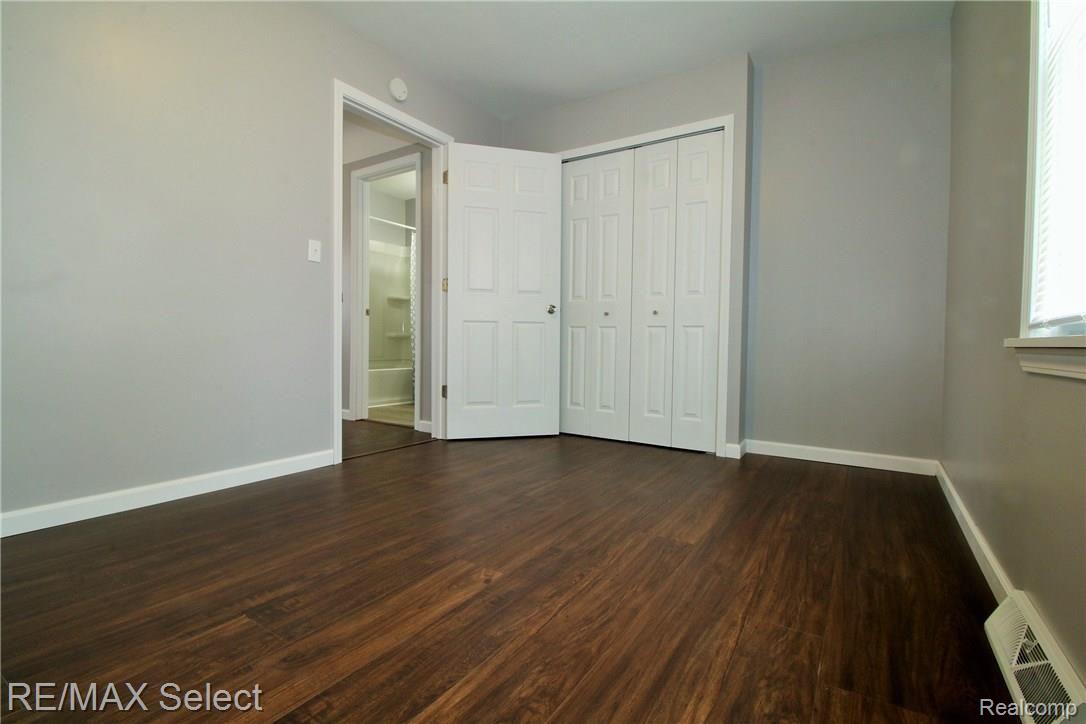 7255 North Bray Road Mount Morris, MI 48458 - Photo 19 of 23 IMG_8979.JPG