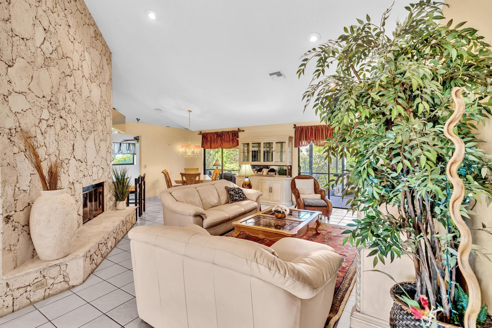 7025 Northwest 3rd Avenue Boca Raton, FL 33487 - Photo 8 of 57 FPP00246