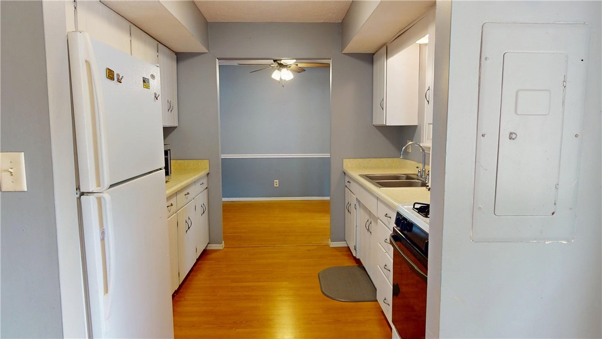 2304 Murray Clark Road Danville, IL 61834 - Photo 10 of 29 Gallery Image 10