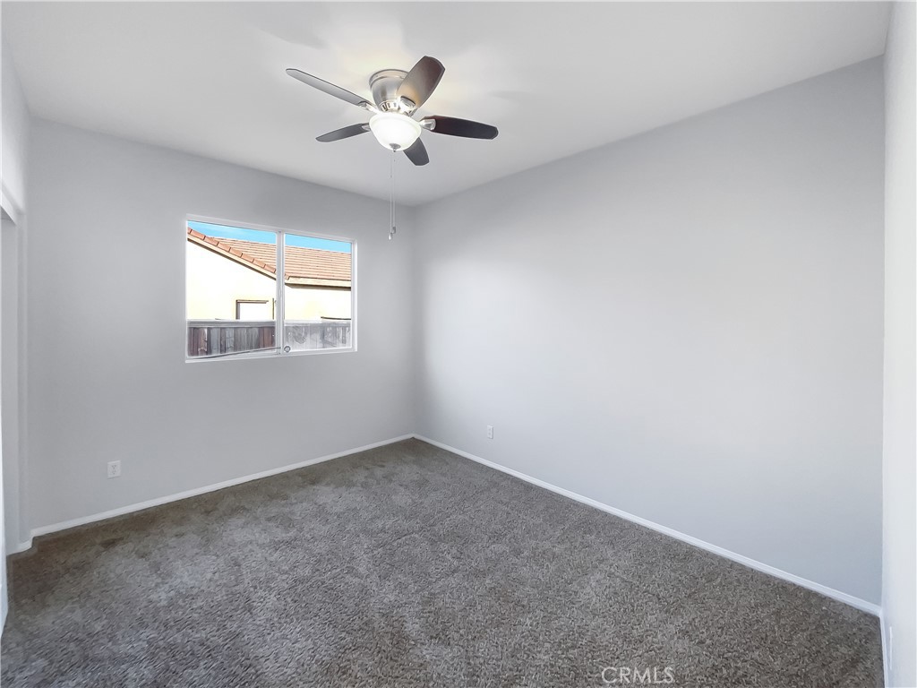 3429 Catalina Avenue Hemet, CA 92545 - Photo 11 of 20 an empty room with a window
