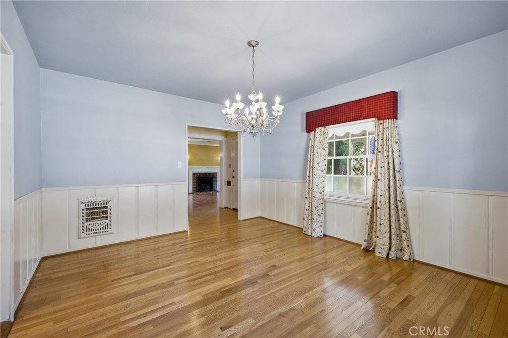 541 East Woodbury Road Altadena, CA 91001 - Photo 15 of 47