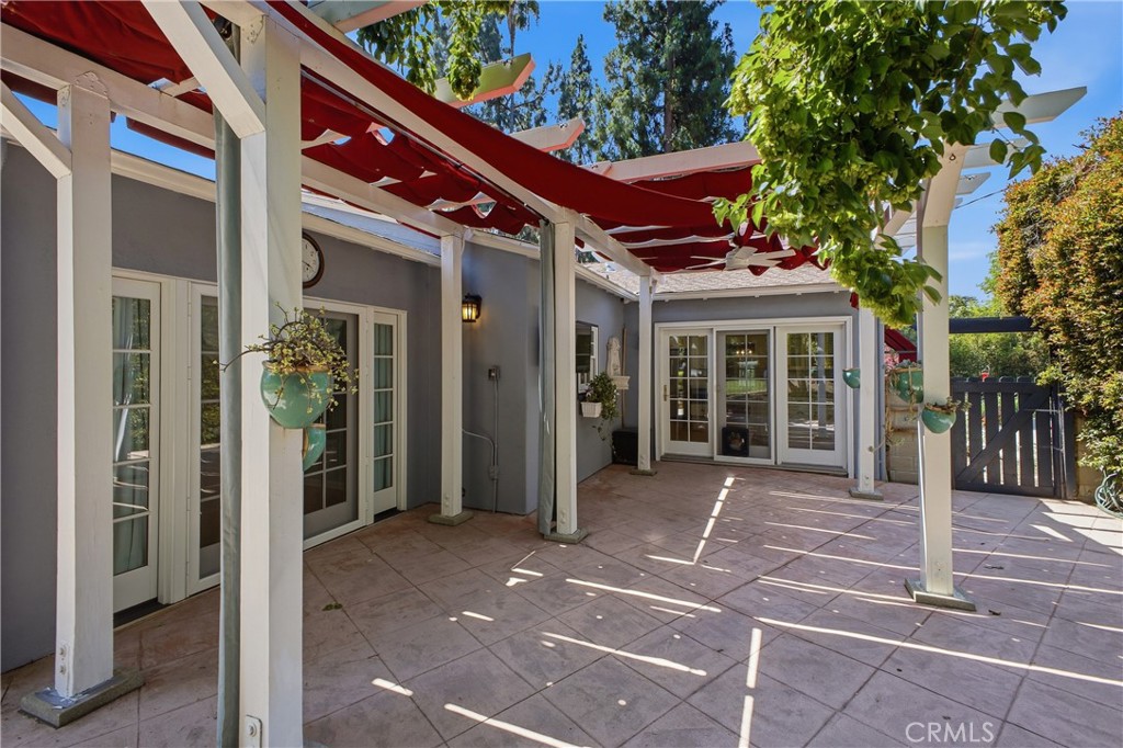 541 East Woodbury Road Altadena, CA 91001 - Photo 35 of 47