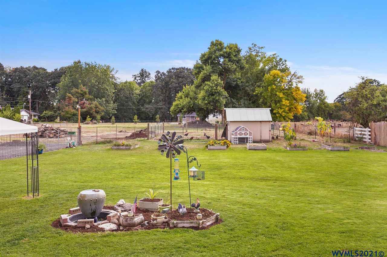 2464 53rd Avenue Southwest Albany, OR 97321 - Photo 32 of 38