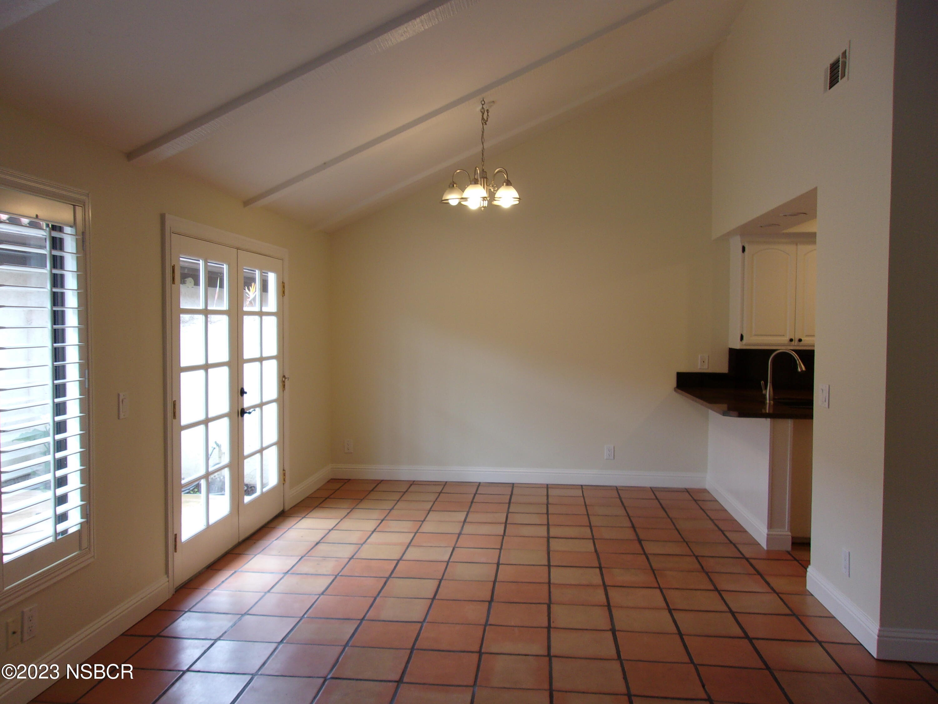 3950 Mesa Cir Drive, Unit A Lompoc, CA 93436 - Photo 4 of 30 Mesa Cr Dr 004