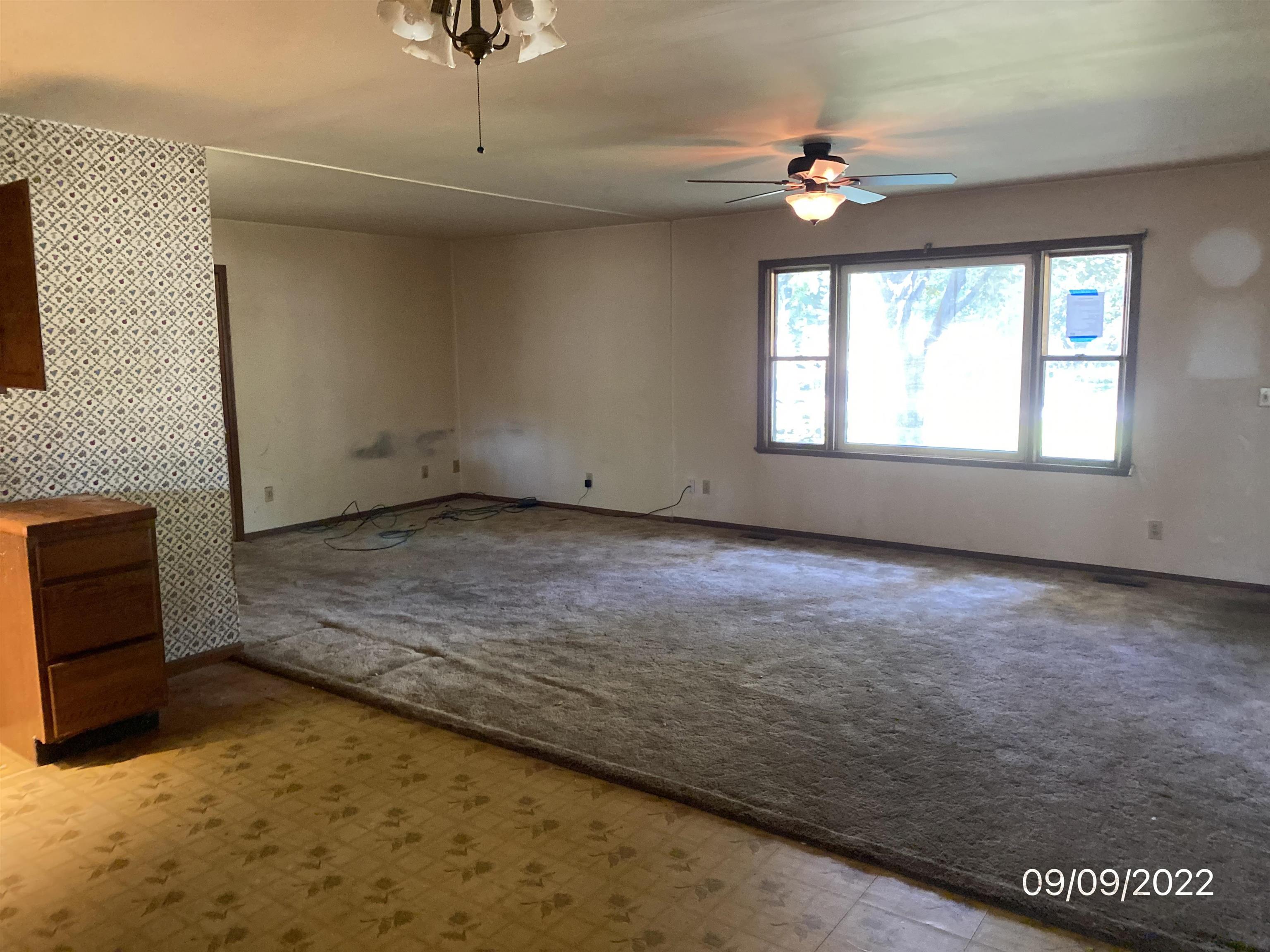 1572 Eberly Road Flint, MI 48532 - Photo 13 of 31