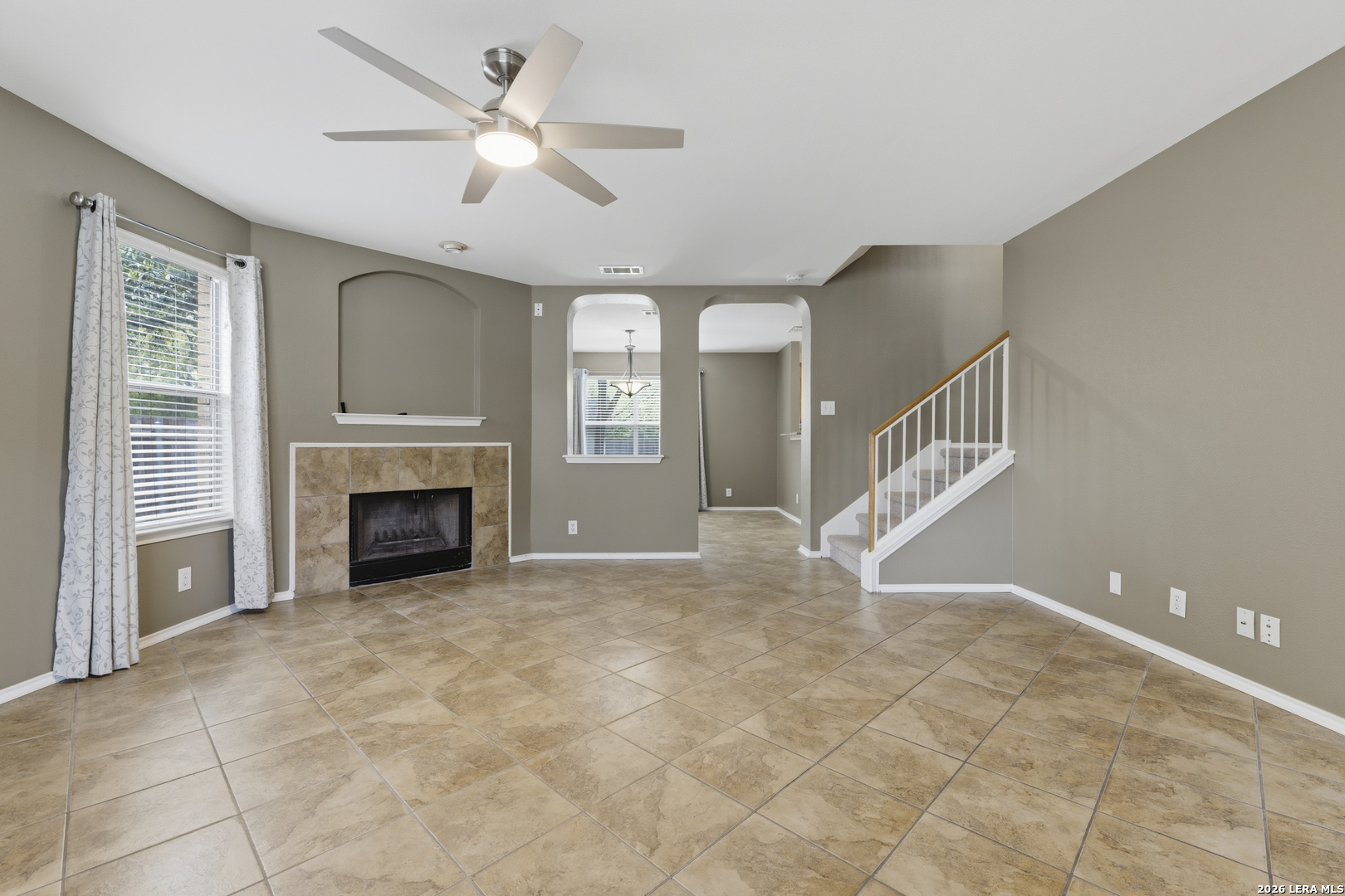 12203 Drought Pass Helotes, TX 78023 - Photo 4 of 31