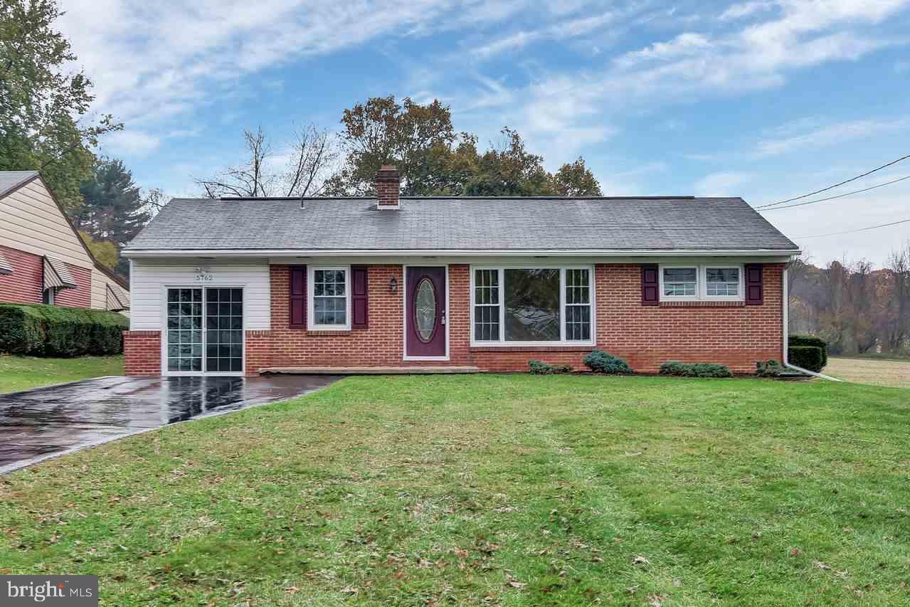 5762 York Road Spring Grove, PA 17362 - Photo 1 of 23