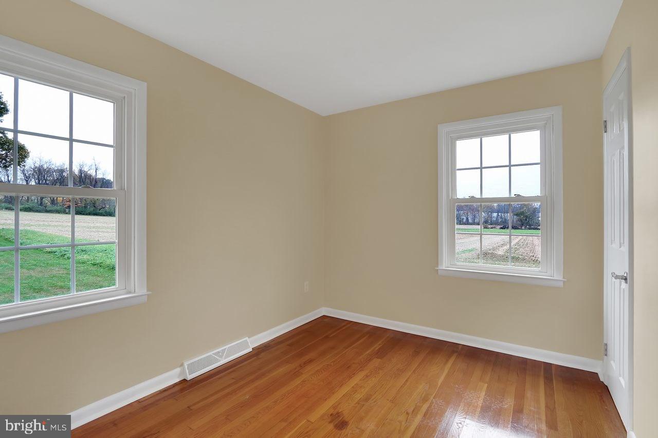 5762 York Road Spring Grove, PA 17362 - Photo 15 of 23