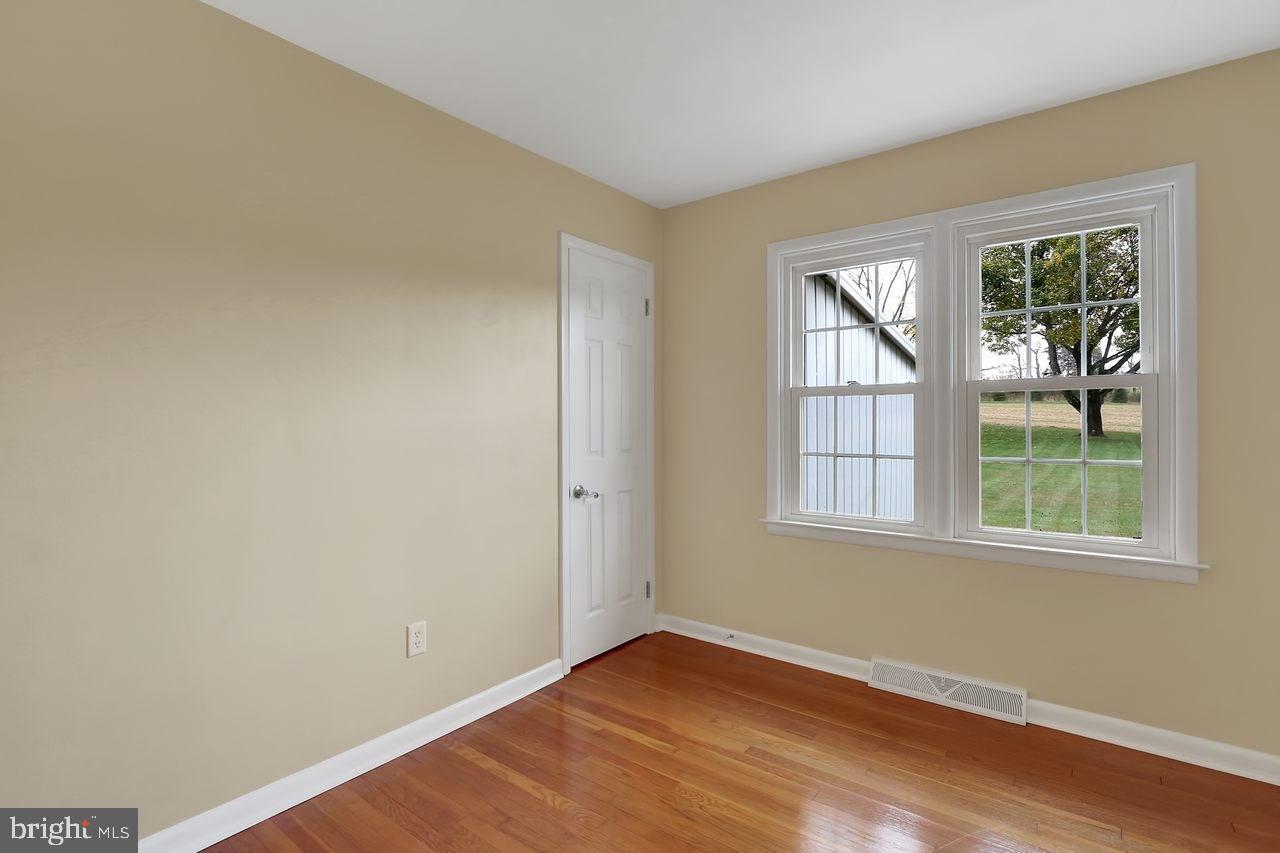 5762 York Road Spring Grove, PA 17362 - Photo 17 of 23
