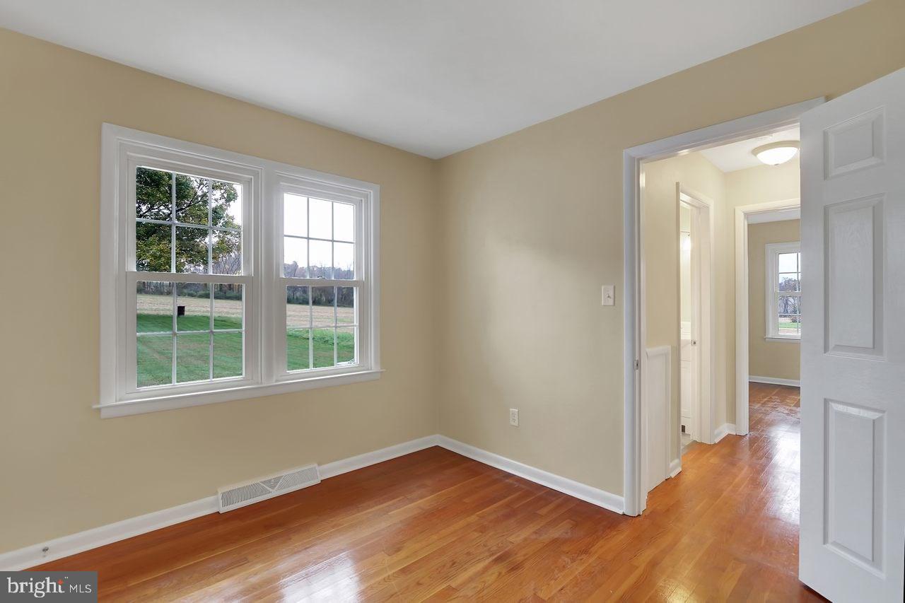 5762 York Road Spring Grove, PA 17362 - Photo 18 of 23