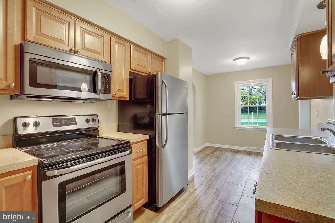 5762 York Road Spring Grove, PA 17362 - Photo 8 of 23