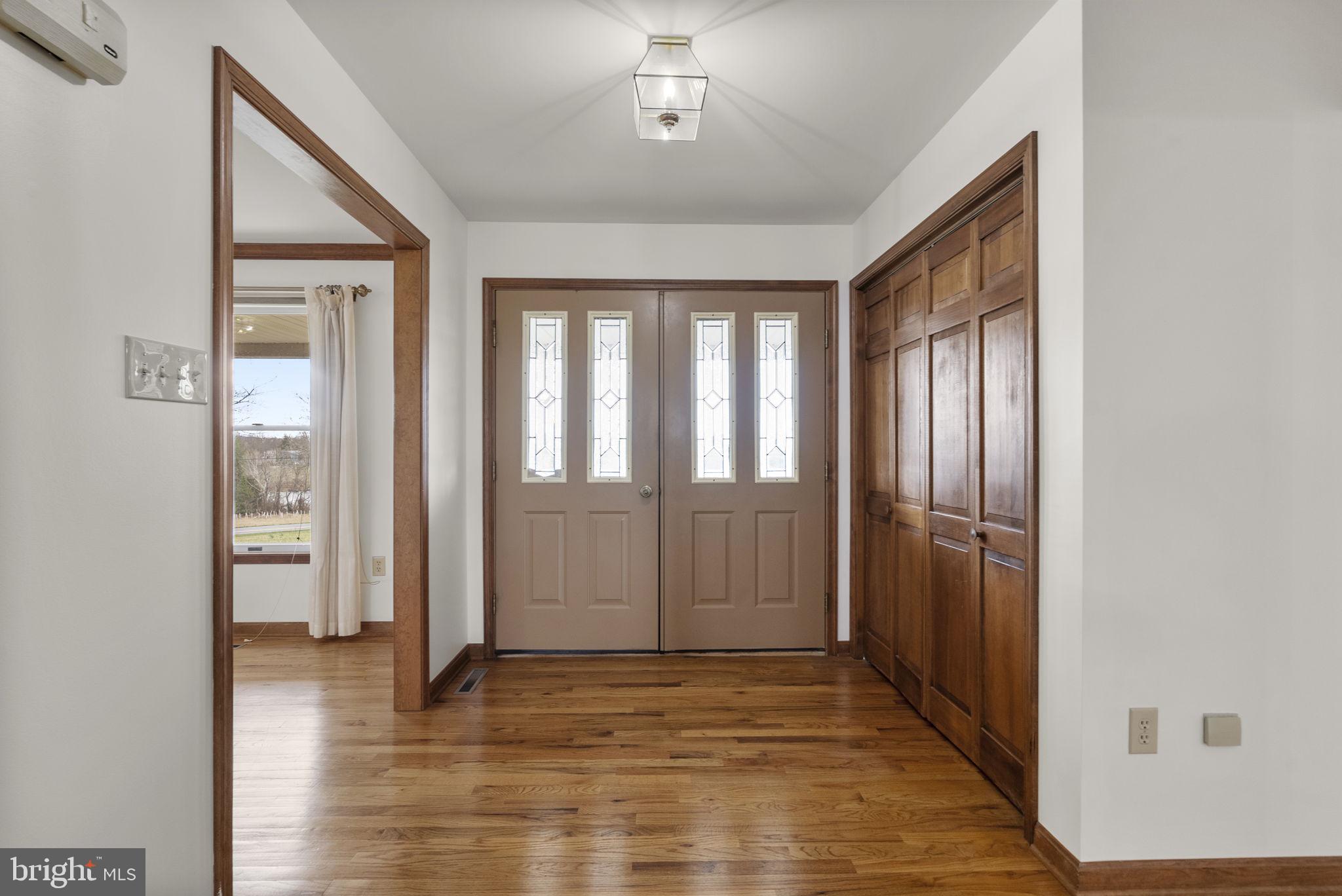 9224 Ball Road Ijamsville, MD 21754 - Photo 8 of 56 Front entry