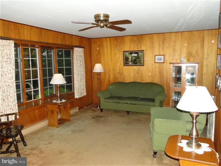 1735 Kumry Road Quakertown, PA 18951 - Photo 8 of 20 Gallery Image 8