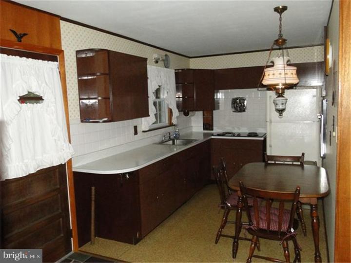 1735 Kumry Road Quakertown, PA 18951 - Photo 10 of 20 Gallery Image 10
