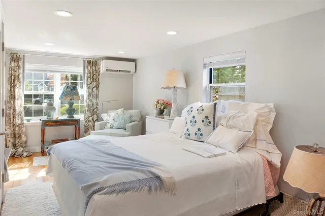 $2,950 | 13 Tildean Lane, Bayville, NY 11709