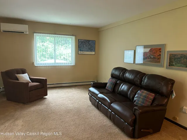 $549,900 | 48 Kensington Drive, Hopewell Junction, NY 12533