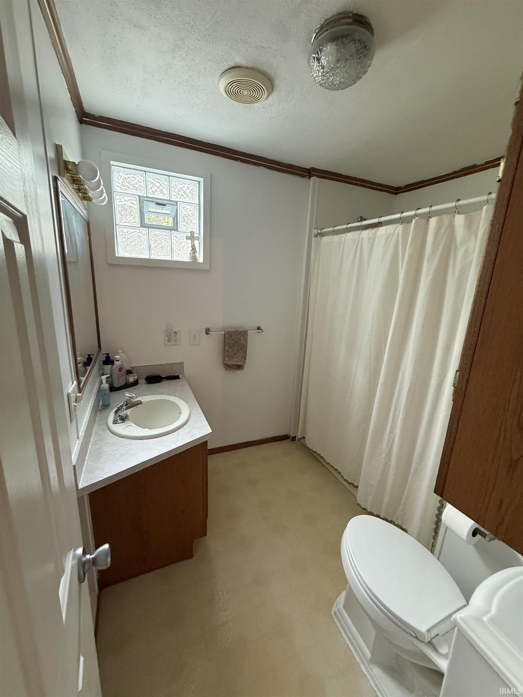 411 North Sherman Street Lagrange, IN 46761 - Photo 11 of 18