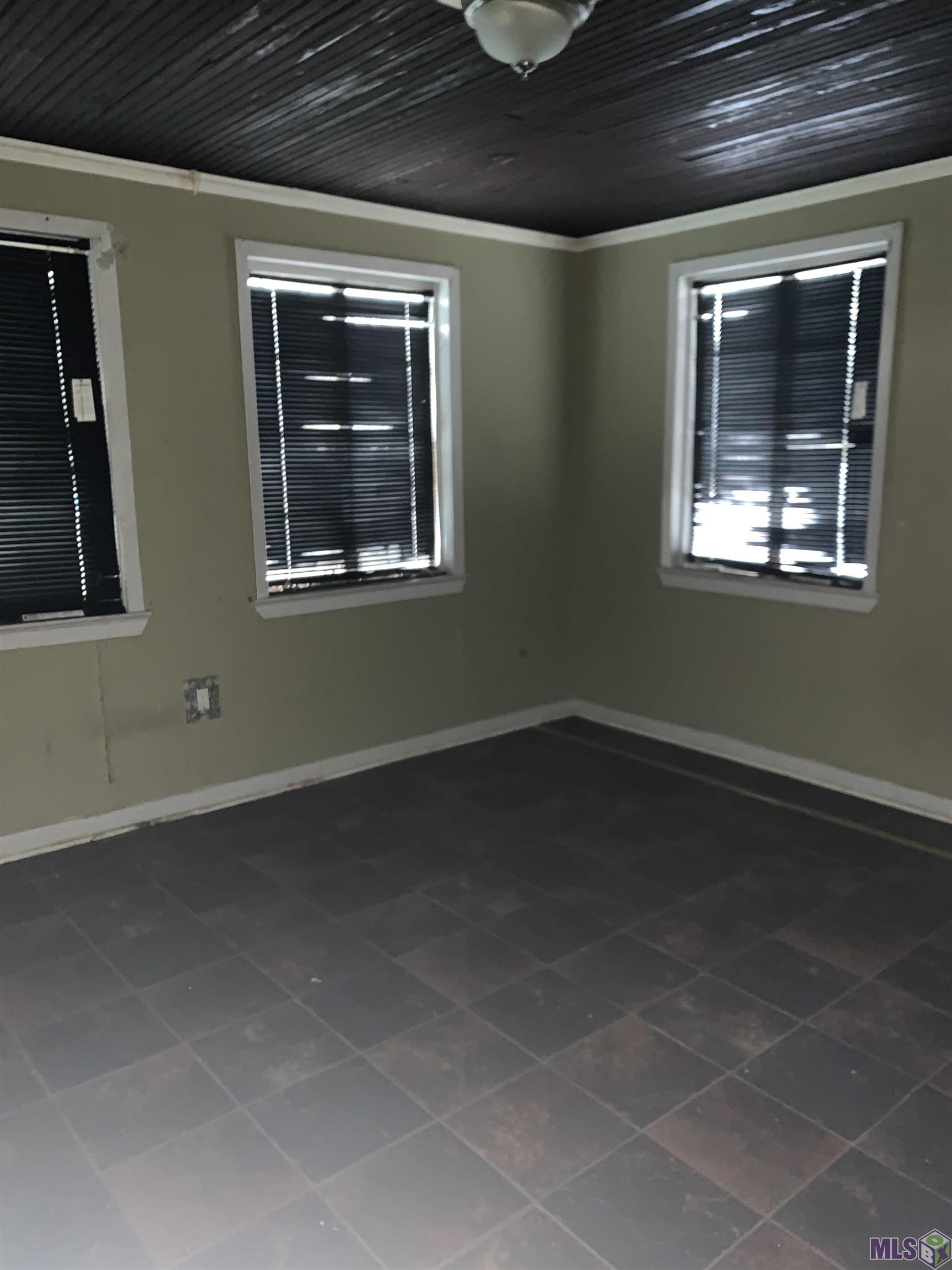 3211 Hollywood Street Baton Rouge, LA 70805 - Photo 5 of 16 Gallery Image 5