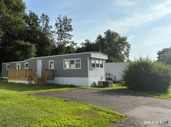 $138,900 | 69 Nancy Lane, Naugatuck, CT 06770