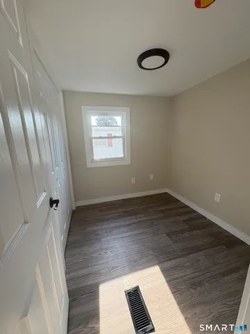 $129,900 | 69 Nancy Lane, Naugatuck, CT 06770