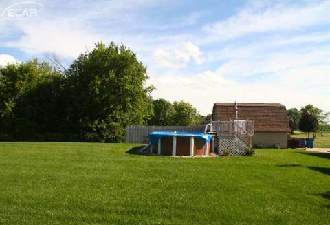 9485 Torrey Road Grand Blanc, MI 48439 - Photo 33 of 40 20444200-32.JPG