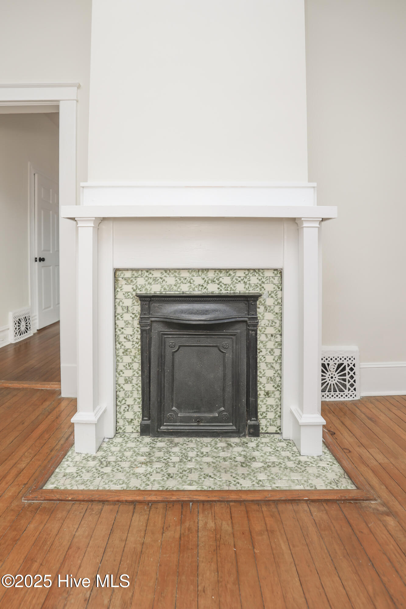 511 Middle Street New Bern, NC 28560 - Photo 10 of 143 Christi- 511 Middle St-073