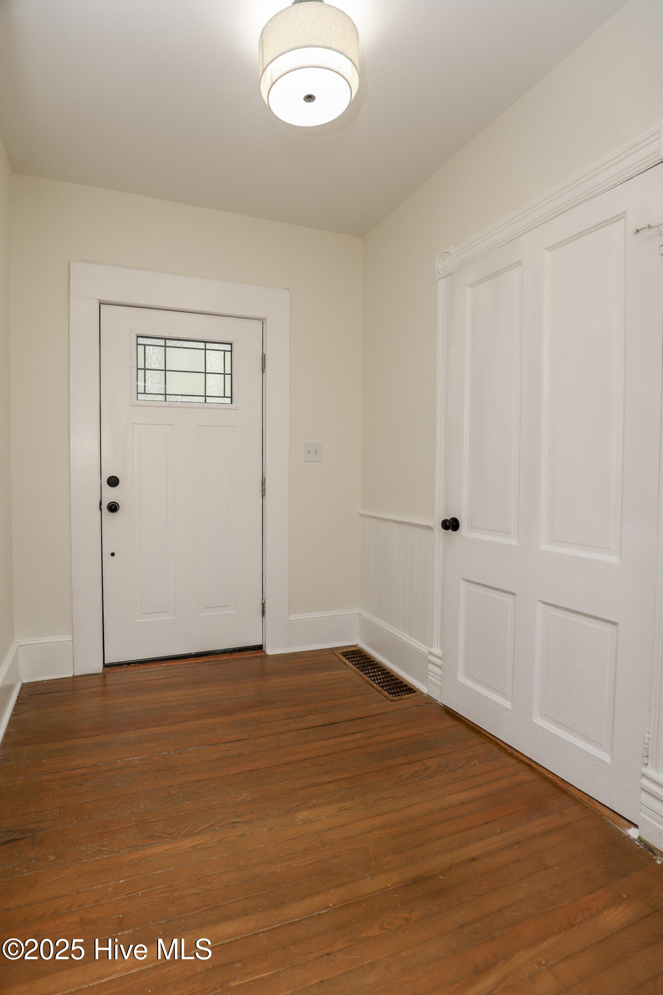 511 Middle Street New Bern, NC 28560 - Photo 115 of 143 Christi- 511 Middle St-080