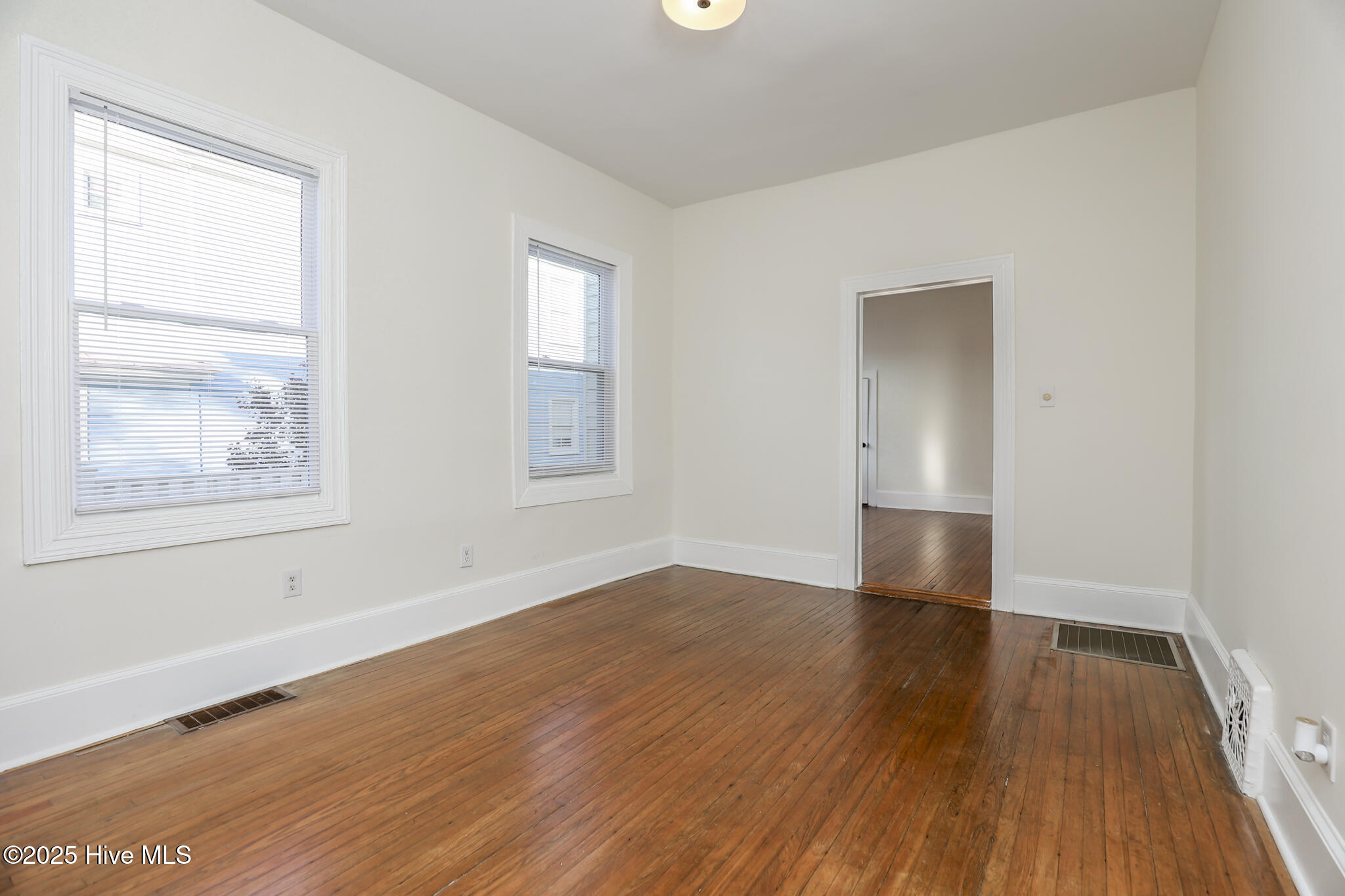 511 Middle Street New Bern, NC 28560 - Photo 120 of 143 Christi- 511 Middle St-085