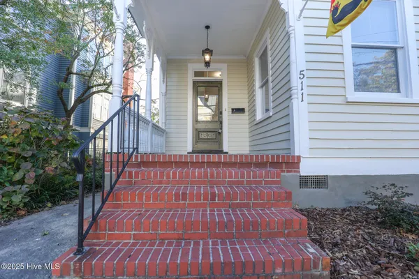 $749,000 | 511 Middle Street, New Bern, NC 28560