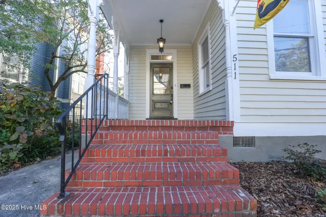$749,000 | 511 Middle Street, New Bern, NC 28560