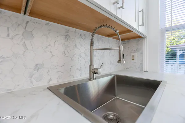 $729,000 | 511 Middle Street, New Bern, NC 28560