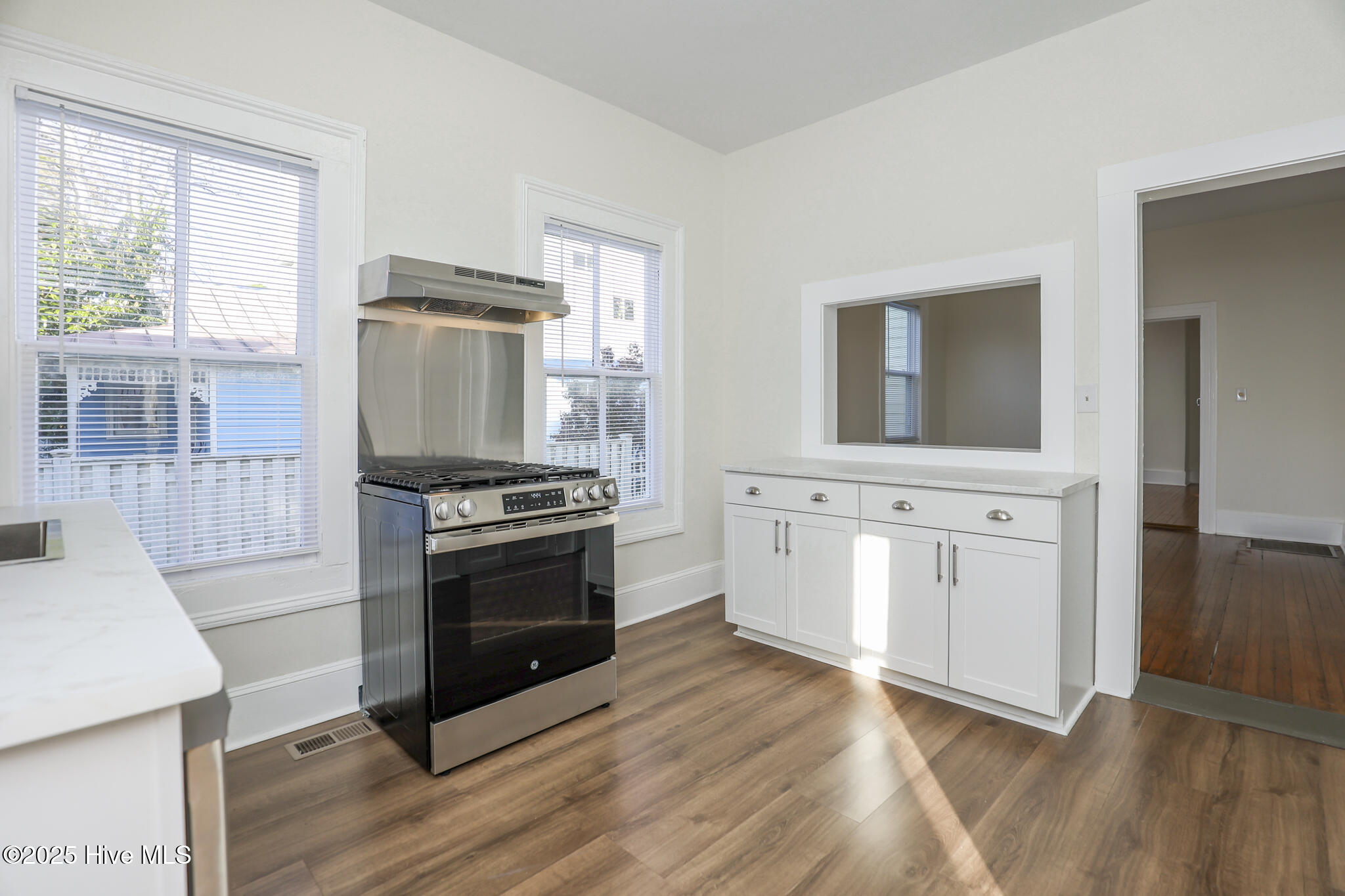 511 Middle Street New Bern, NC 28560 - Photo 132 of 143 Christi- 511 Middle St-096