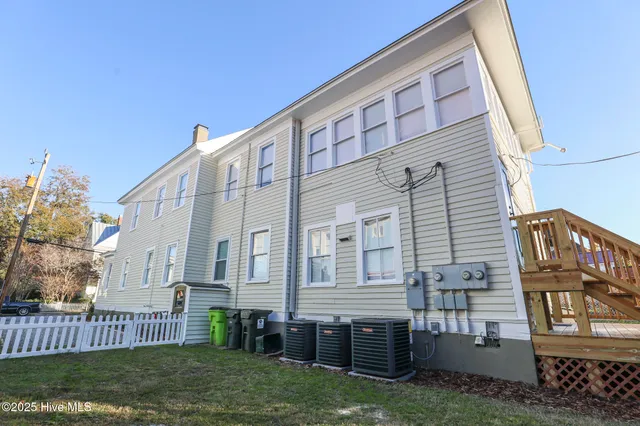 $749,000 | 511 Middle Street, New Bern, NC 28560