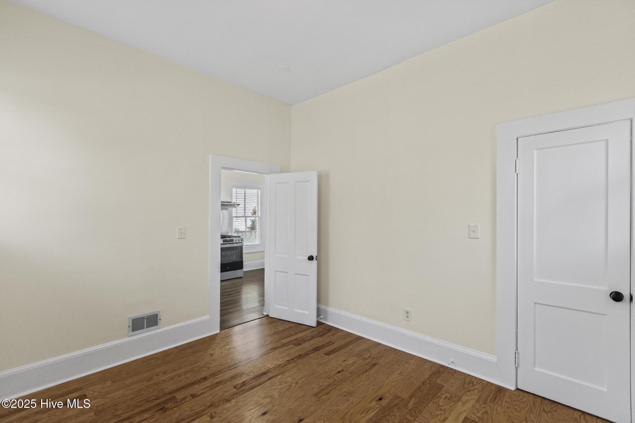511 Middle Street New Bern, NC 28560 - Photo 23 of 143 425A3371