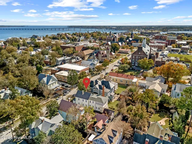 $749,000 | 511 Middle Street, New Bern, NC 28560