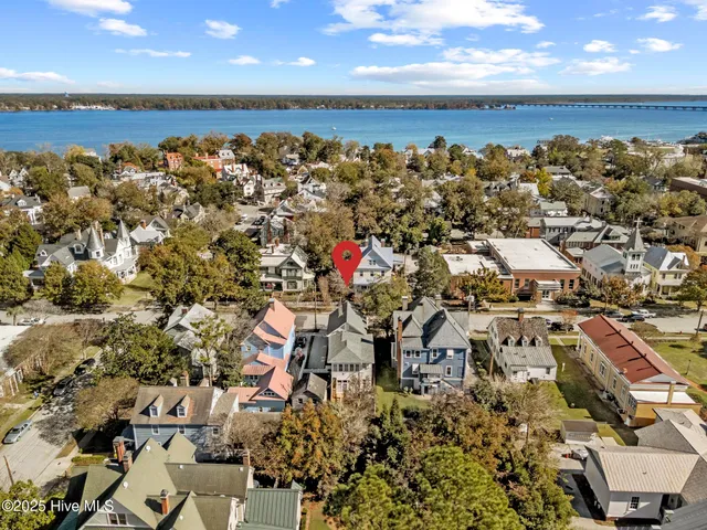 $749,000 | 511 Middle Street, New Bern, NC 28560