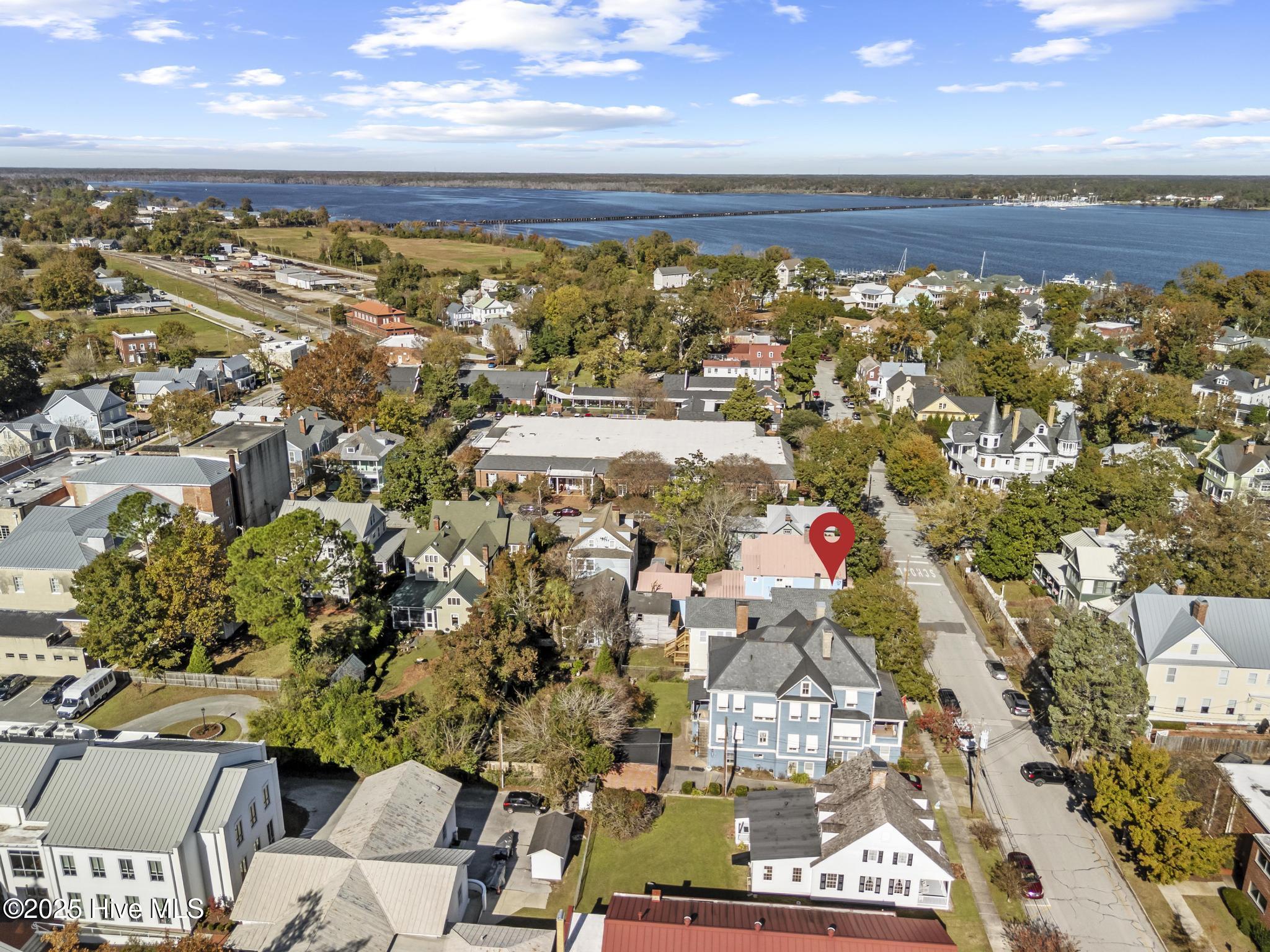 511 Middle Street New Bern, NC 28560 - Photo 56 of 143 DJI_20251104130708_0832_D copy